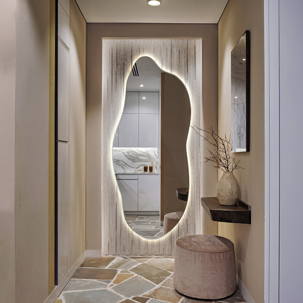 Ledes szimmetria nélküli tükör 35x80 cm