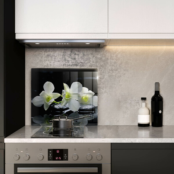 Üveg vágódeszka Fehér virágok a zen vízben