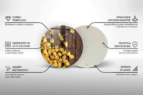 Üveg vágódeszka Tészta az asztalon