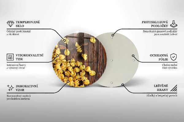 Üveg vágódeszka Tészta az asztalon