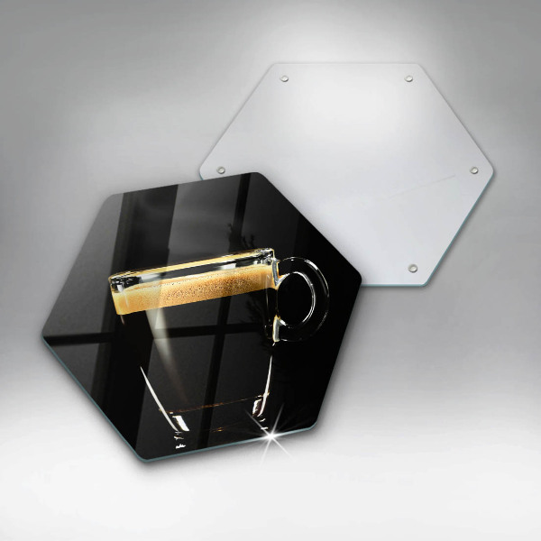 Üveg vágódeszka Egy pohár fekete kávé