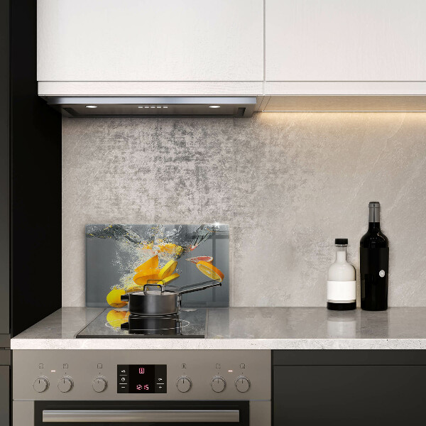 Tűzhelyvédő Citrom vízben