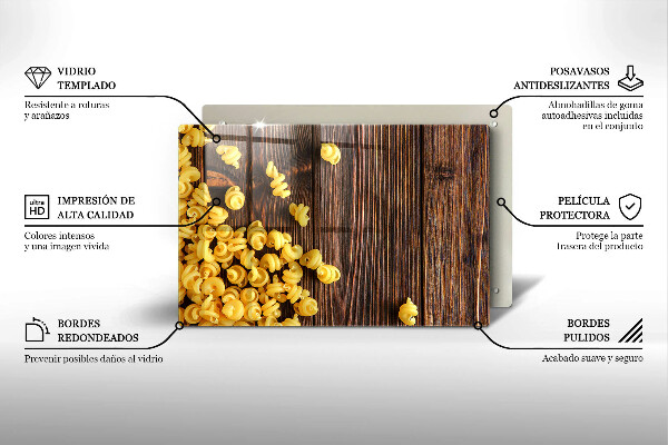 Tűzhelyvédő Tészta az asztalon