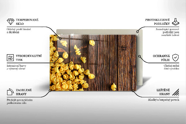 Tűzhelyvédő Tészta az asztalon