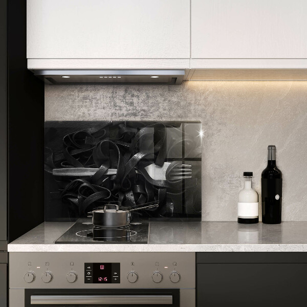 Tűzhelyvédő Fekete Tagliatelle tészta