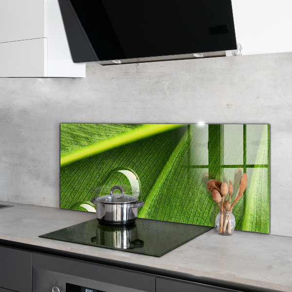 Konyhai panel Harmatcsepp a levélen