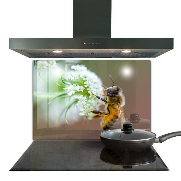 Konyhai panel A méhek virágport gyűjtenek