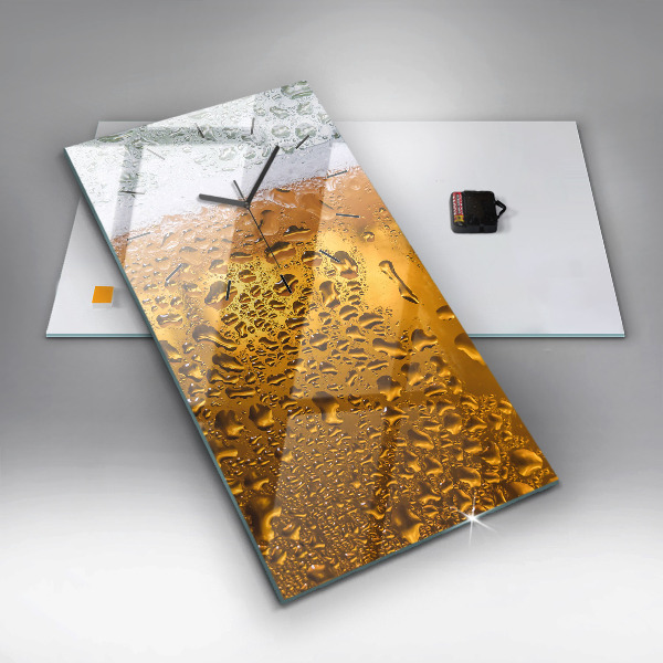 Téglalap alakú üvegóra Egy korsó sört