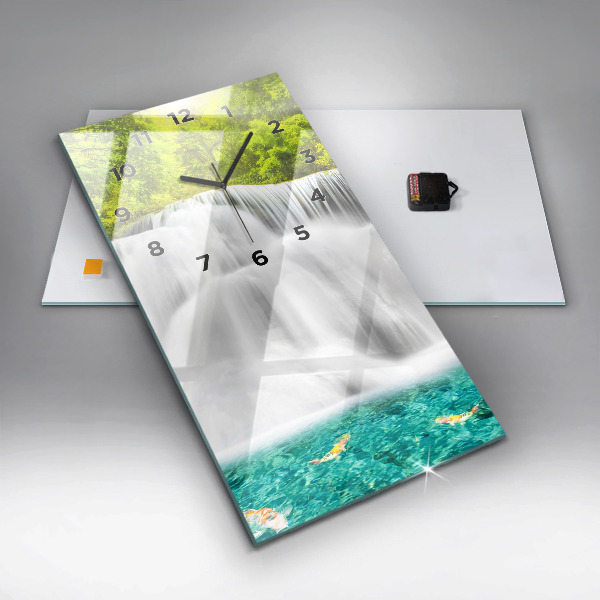 Téglalap alakú üvegóra Vízesés Thaiföldön