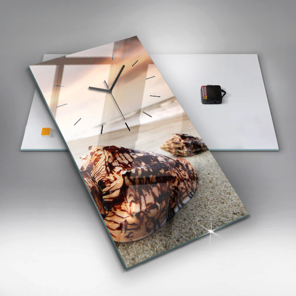 Téglalap alakú üvegóra Egy kagyló a tengerparton