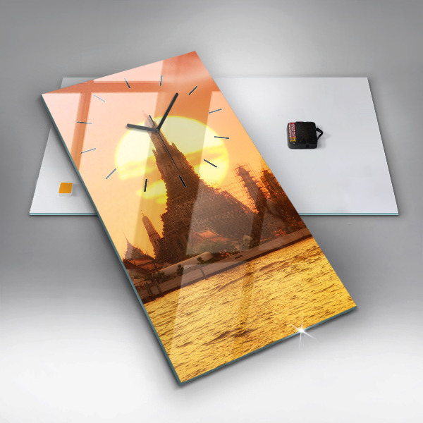 Téglalap alakú üvegóra Wat Arun Bangkok Thaiföld