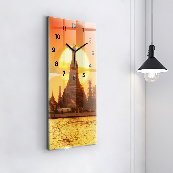 Téglalap alakú üvegóra Wat Arun Bangkok Thaiföld