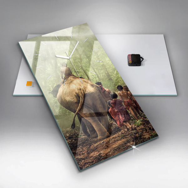 Téglalap alakú üvegóra Elefántot vezető gyerekek