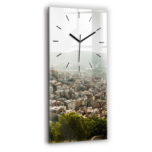 Téglalap alakú üvegóra Barcelona kilátás Montjuicra