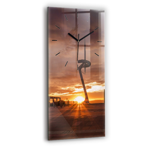 Téglalap alakú üvegóra Barcelona Olimpiai Park