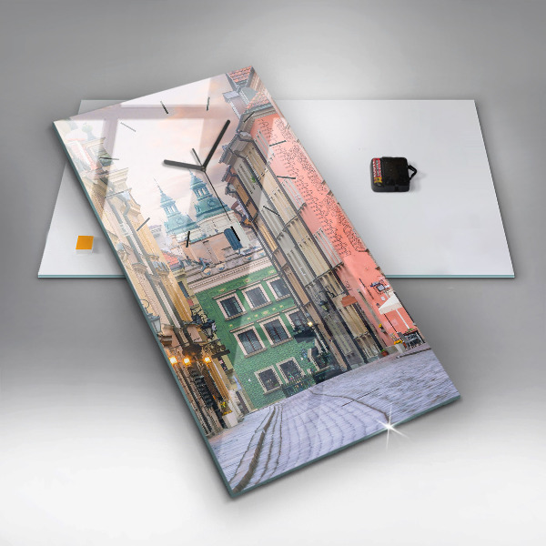 Téglalap alakú üvegóra Óváros Varsóban