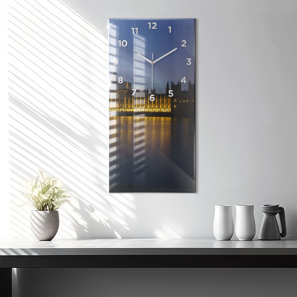 Téglalap alakú üvegóra Winchester Palace London