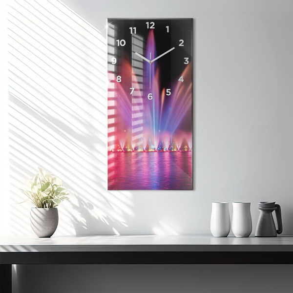 Téglalap alakú üvegóra Wroclaw-kút éjjel