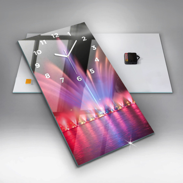 Téglalap alakú üvegóra Wroclaw-kút éjjel