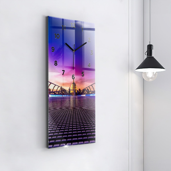 Téglalap alakú üvegóra Szent Pál székesegyház