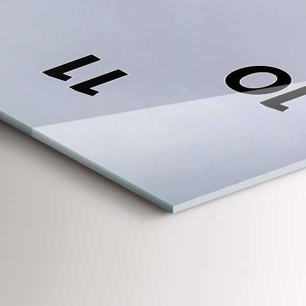 Téglalap alakú üvegóra Szűz Mária szobra Lyonban