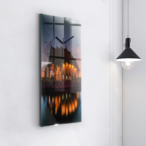 Téglalap alakú üvegóra Templom Bangkokban