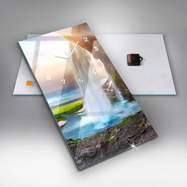 Téglalap alakú üvegóra Vízesés Izlandon