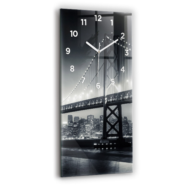 Téglalap alakú üvegóra San Francisco híd éjjel