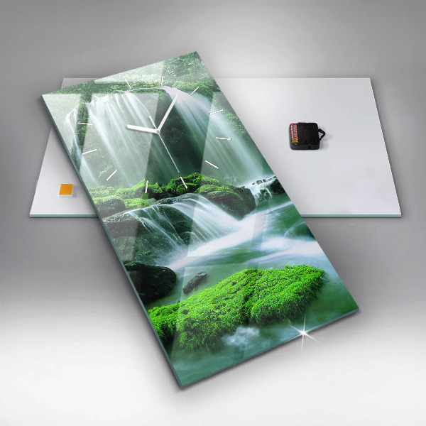 Téglalap alakú üvegóra Vízesés a moha között