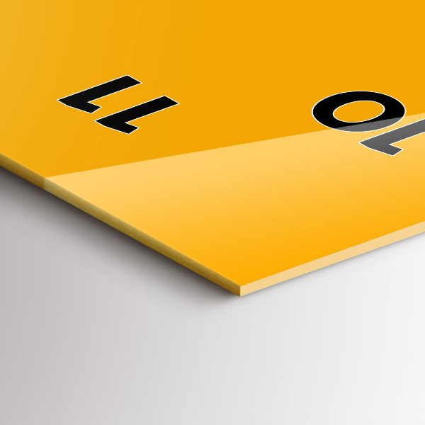 Téglalap alakú üvegóra Színe aranysárga