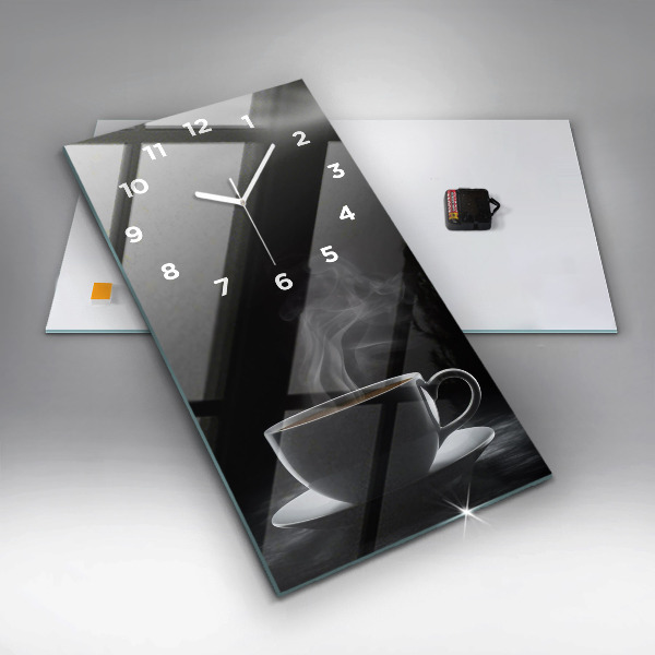 Téglalap alakú üvegóra Egy csésze fekete kávé