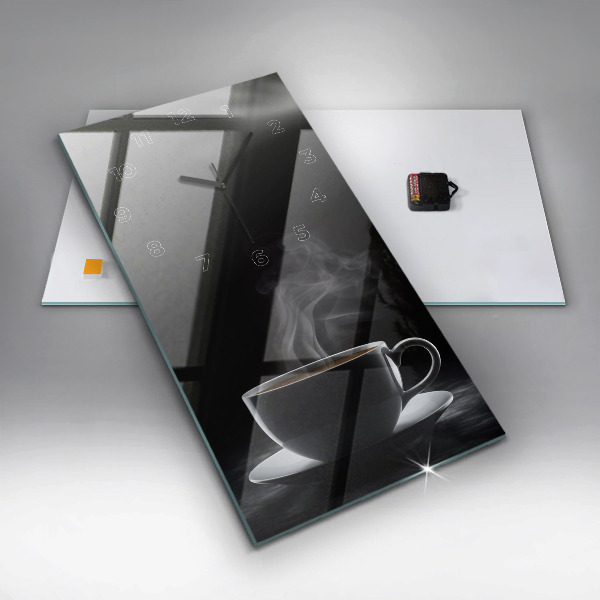 Téglalap alakú üvegóra Egy csésze fekete kávé