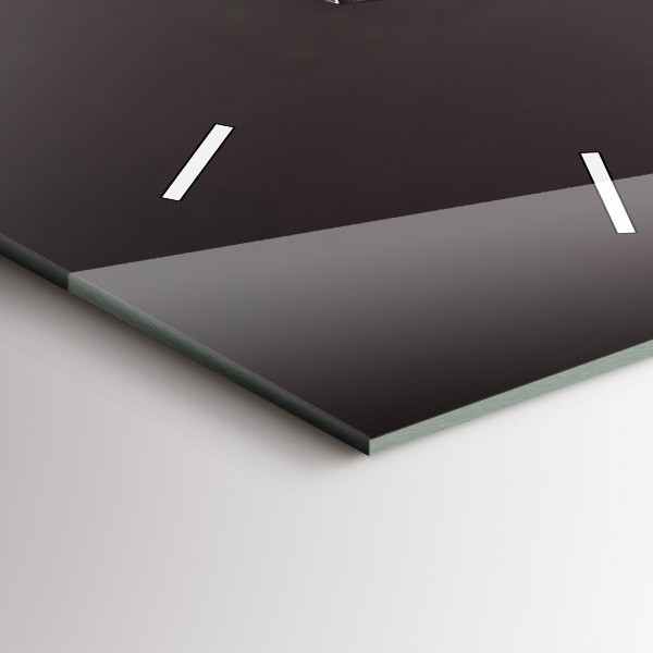 Téglalap alakú üvegóra Egy pohár vörösbor