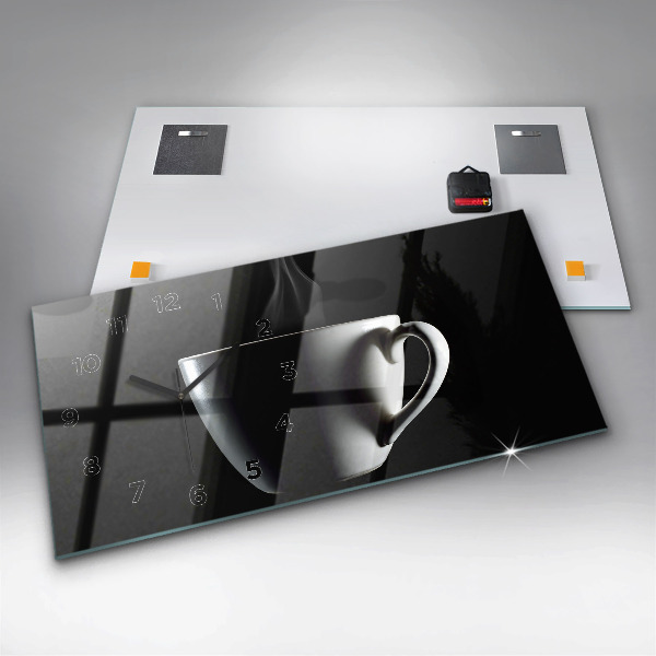 Vízszintes üvegóra Egy csésze kávét