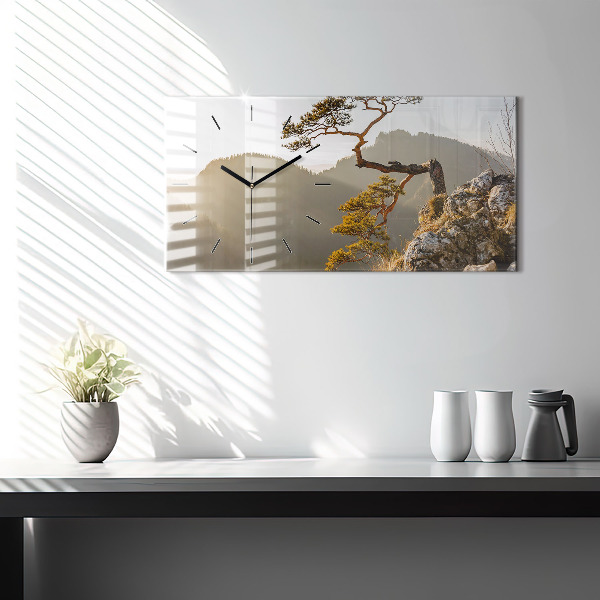 Vízszintes üvegóra Egy fa a hegyekben