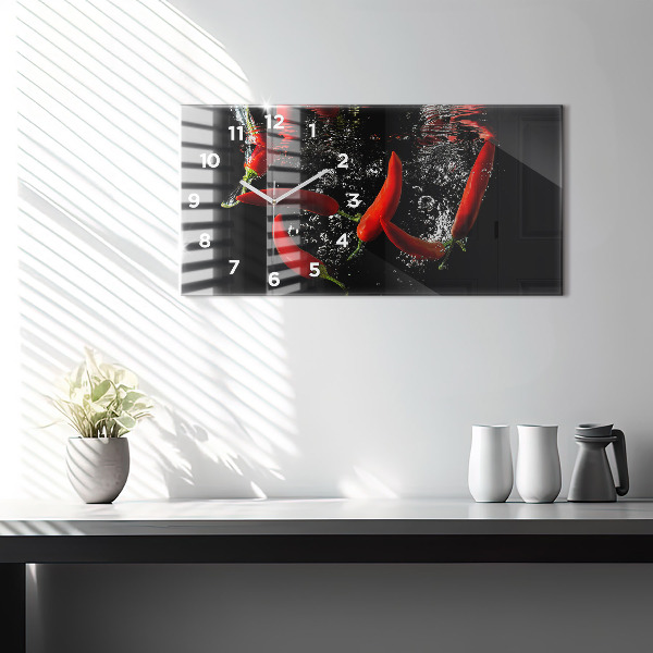 Vízszintes üvegóra Paprika vízben