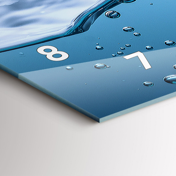 Vízszintes üvegóra Közeli kép a vízről