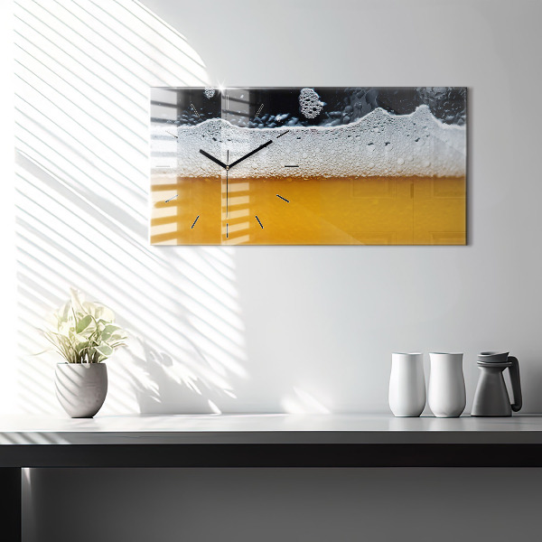 Vízszintes üvegóra Közeli kép a sörről