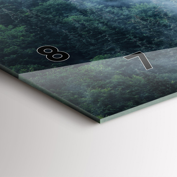 Vízszintes üvegóra Ködös hegyi táj