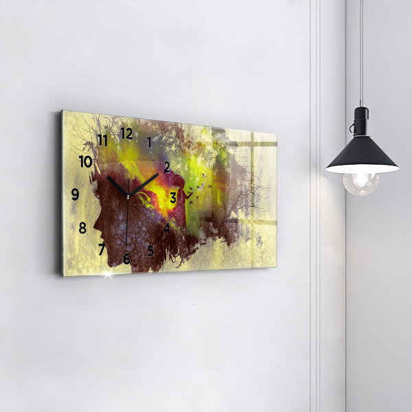 Vízszintes üvegóra Nő az erdőben