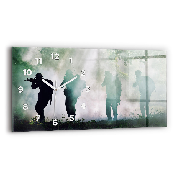 Vízszintes üvegóra Hadsereg az erdőben katonák