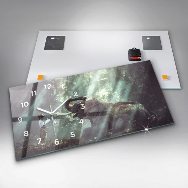 Vízszintes üvegóra Egy fiú könyvet olvas