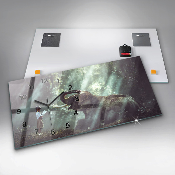 Vízszintes üvegóra Egy fiú könyvet olvas