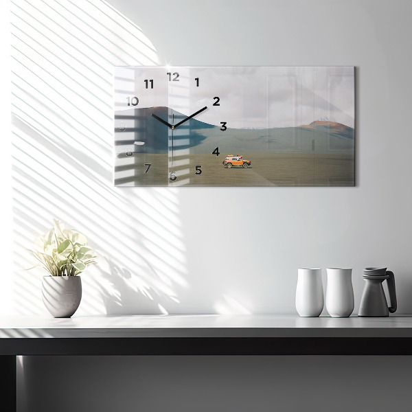 Vízszintes üvegóra Jármű a kamcsatkai sivatagban