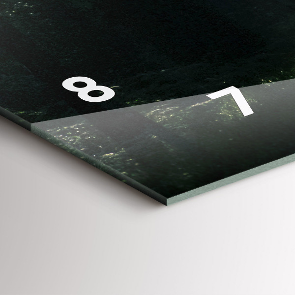 Vízszintes üvegóra Erdei út és a napfény csíkjai