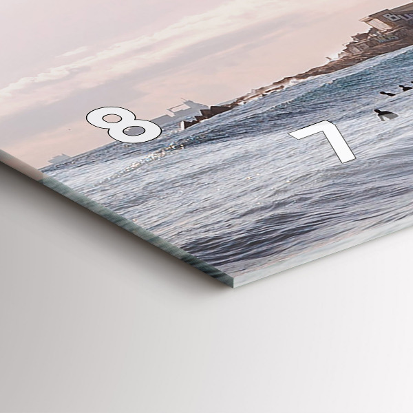 Vízszintes üvegóra Barcelona szörfös