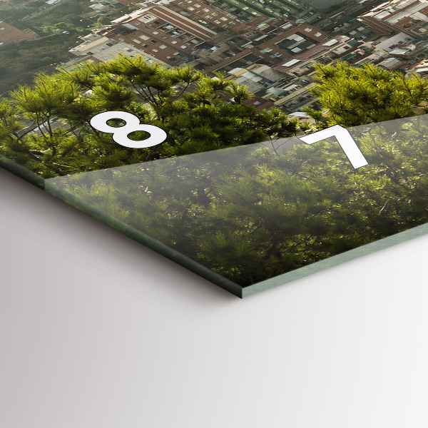 Vízszintes üvegóra Barcelona kilátás Montjuicra