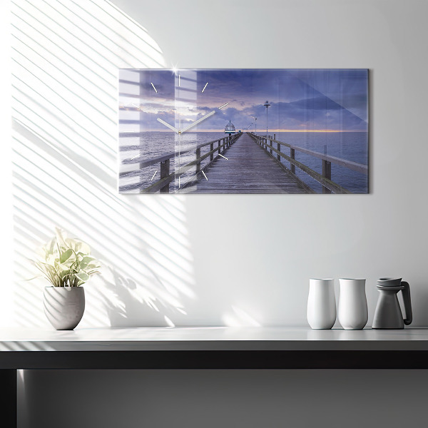 Vízszintes üvegóra Móló a Balti-tengeren