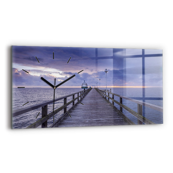 Vízszintes üvegóra Móló a Balti-tengeren