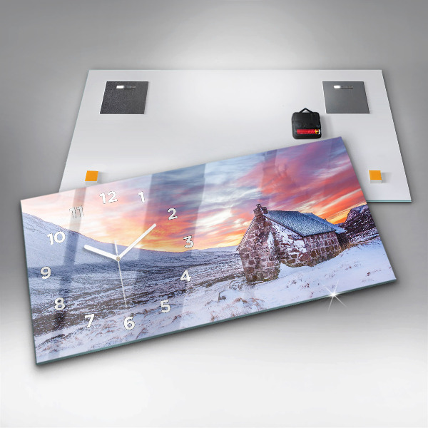 Vízszintes üvegóra Víkendház hegyekben